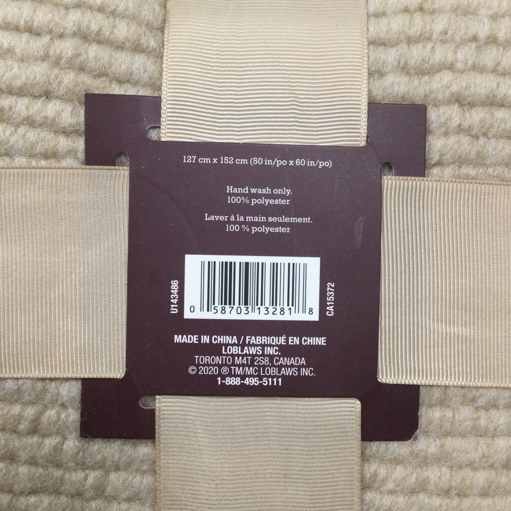 LIFE AT HOME Ribbed Sherpa Throw - Picture 3 of 3